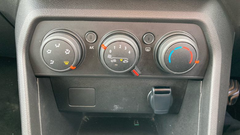 Dacia Sandero Stepway 1.0 TCe Essential 5dr Petrol Hatchback